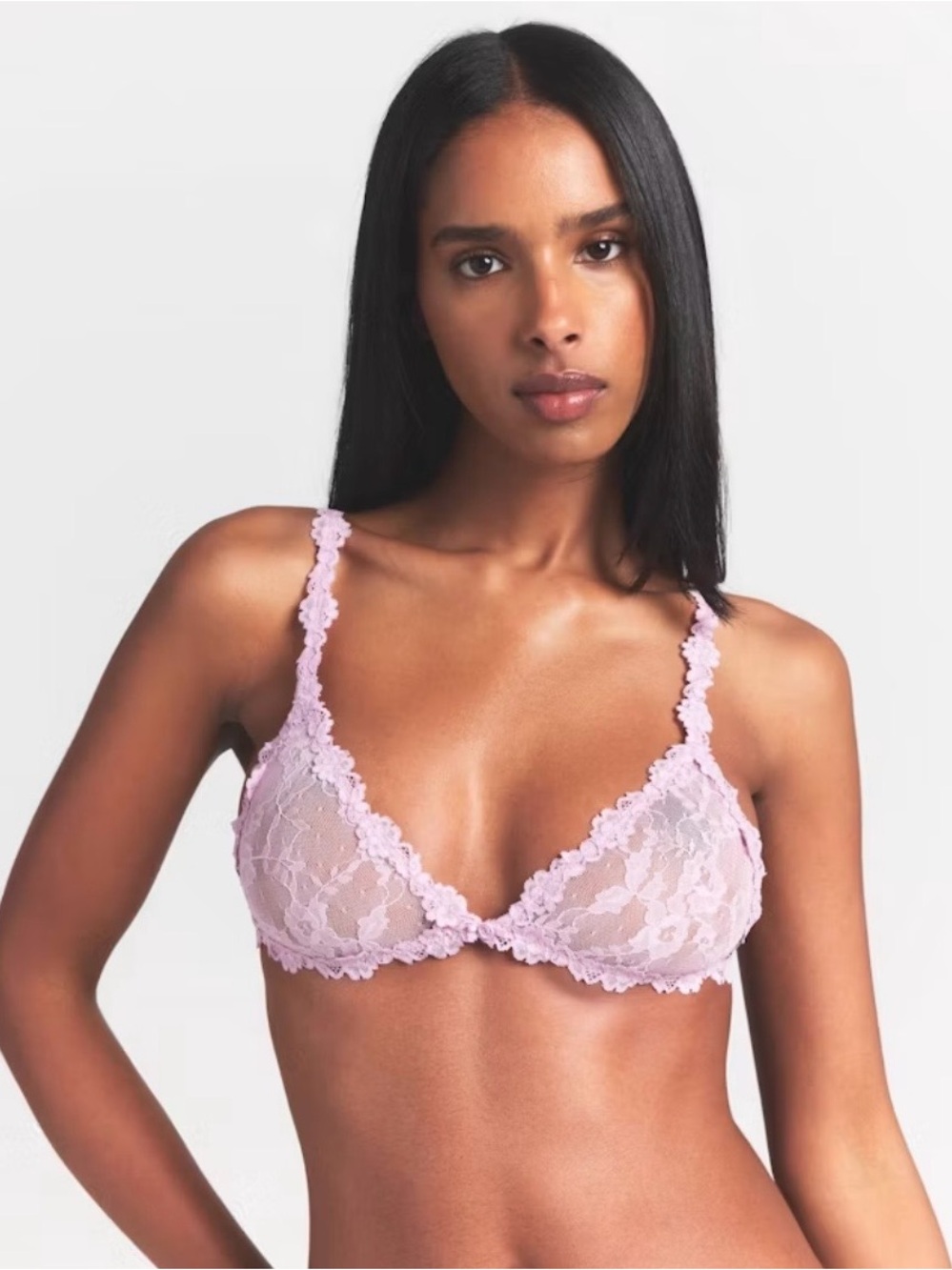 SKIMS Lace Triangle Bralette in Pale Lilac
